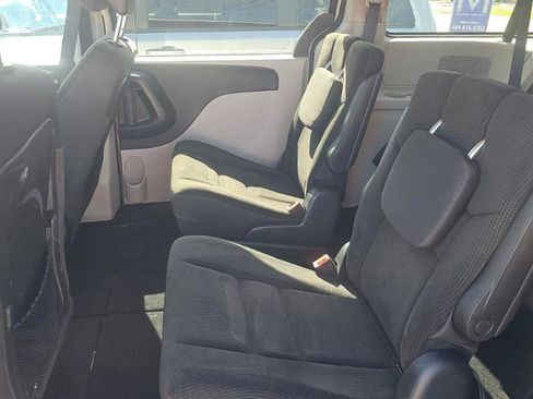 Used 2017 Dodge Grand Caravan SE w/ Power Window Group FWD image 14