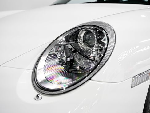 Used 2008 Porsche 911 GT3 RS image 33