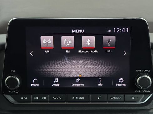 Used 2021 Nissan Rogue SV FWD image 17