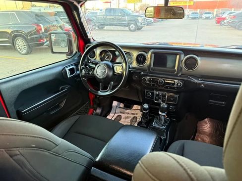 Used 2020 Jeep Gladiator Sport w/ Quick Order Package 24S AWD/4WD image 13