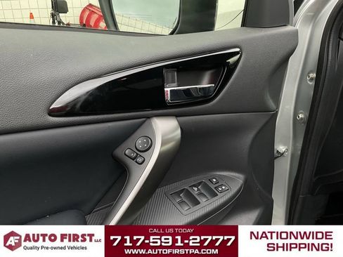 Used 2025 Mitsubishi Eclipse Cross AWD image 4