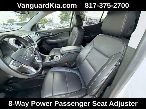 Used 2023 GMC Acadia SLT w/ Elevation Edition FWD image 15