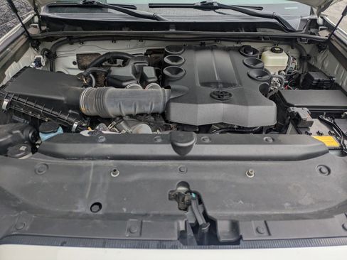 Used 2023 Toyota 4Runner Limited image 32