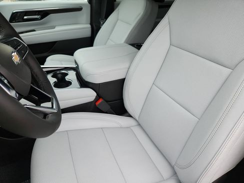 New 2026 Chevrolet Tahoe Premier AWD/4WD image 16