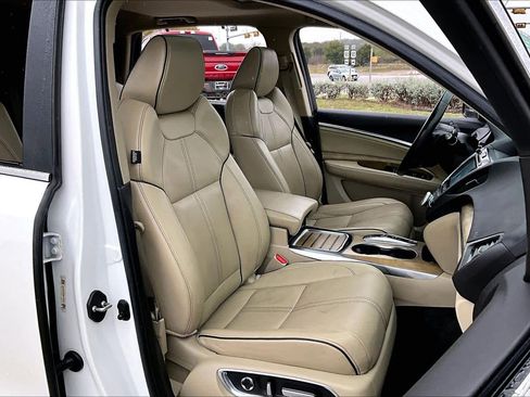 Used 2019 Acura MDX FWD w/ Advance Package image 9