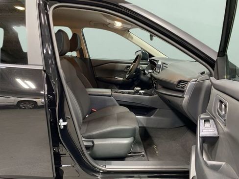 Certified 2024 Nissan Rogue S AWD/4WD image 30