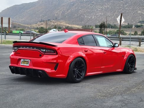 Used 2021 Dodge Charger Scat Pack RWD image 2