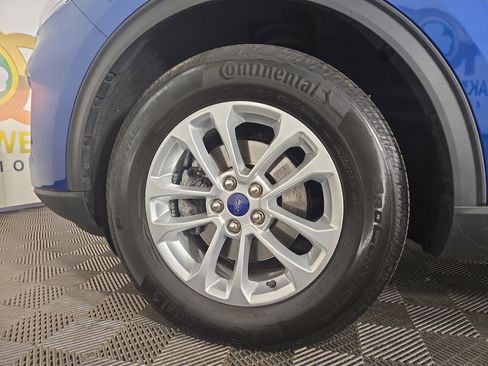 Used 2022 Ford Escape SE w/ Cold Weather Package image 32