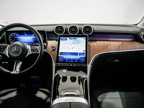 Certified 2025 Mercedes-Benz GLC 350e 4MATIC image 11