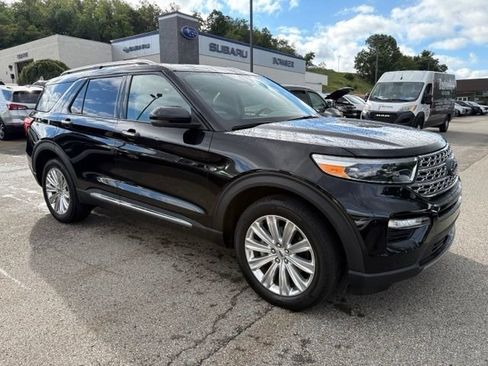 Used 2023 Ford Explorer Limited w/ Equipment Group 301A AWD/4WD image 5