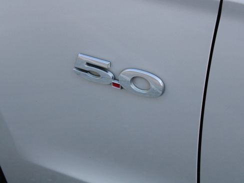 Used 2013 Ford Mustang GT RWD image 23
