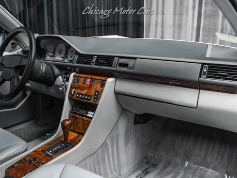Used 1990 Mercedes-Benz 300 CE Coupe image 20