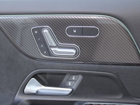 Certified 2023 Mercedes-Benz GLA 250 4MATIC image 7