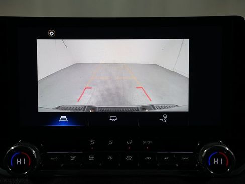 Used 2024 Chevrolet Colorado LT w/ LT Convenience Package image 19