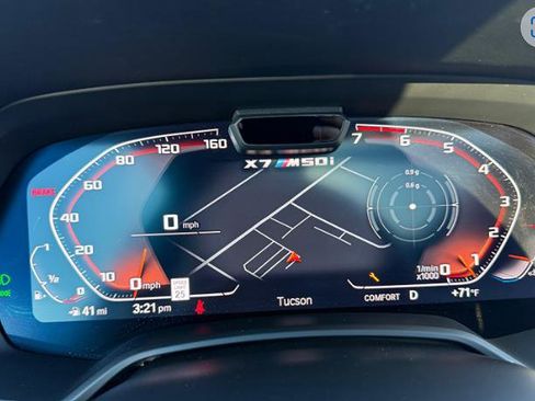 Used 2022 BMW X7 M50i image 14