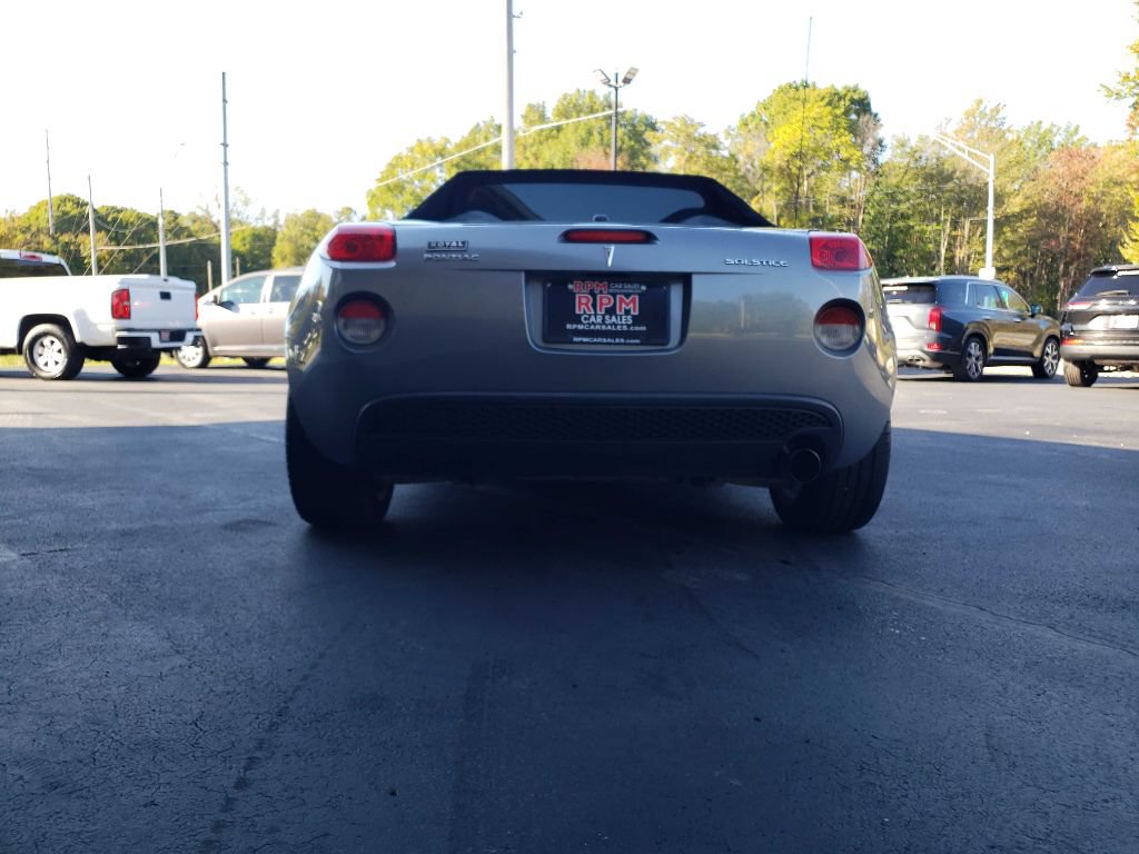 Used 2006 Pontiac Solstice Convertible w/ Premium Package RWD image 5