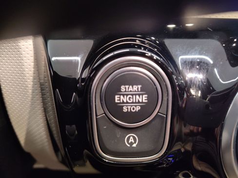 Used 2022 Mercedes-Benz A 220 image 24