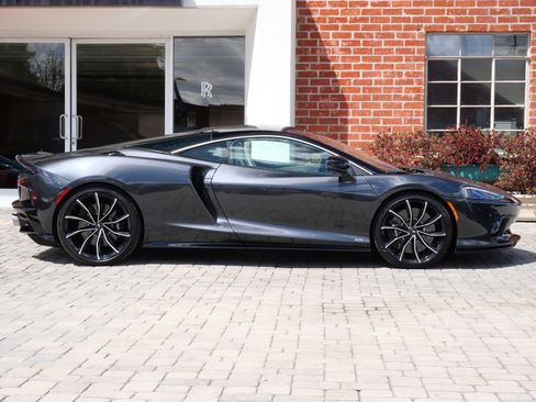 New 2026 McLaren GTS RWD image 3