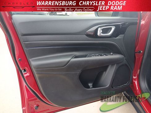 New 2026 Jeep Compass Latitude image 12