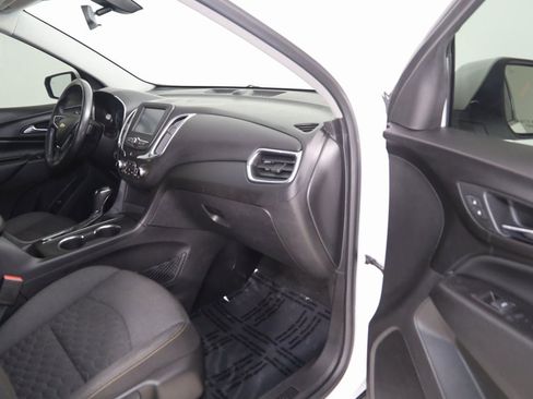 Used 2018 Chevrolet Equinox LT image 39