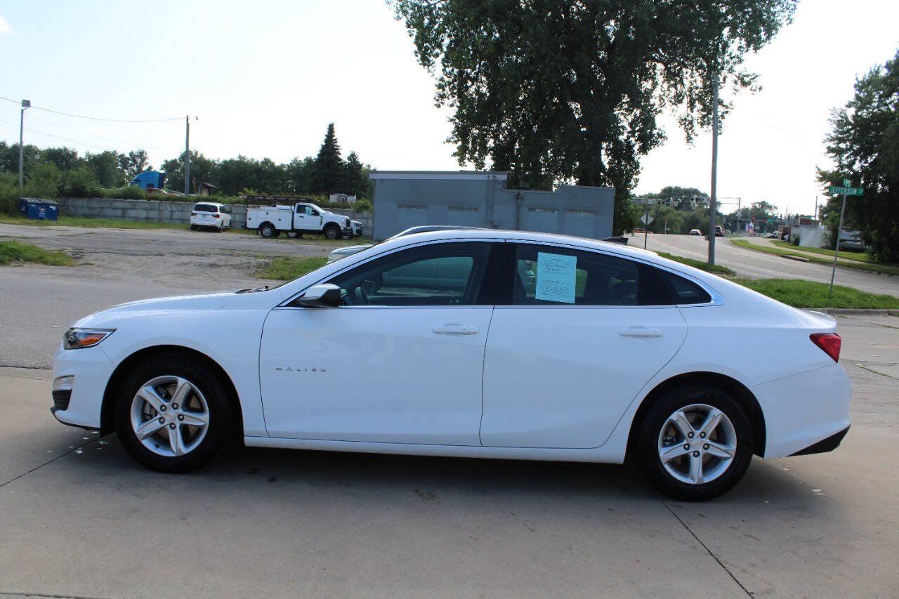 Used 2024 Chevrolet Malibu LS w/ Driver Confidence Package FWD image 5