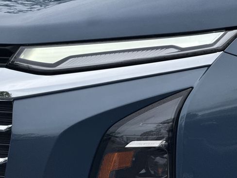 Used 2025 Chevrolet Equinox LT AWD/4WD image 6
