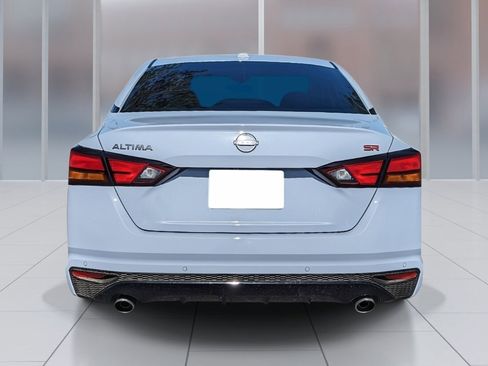 New 2025 Nissan Altima 2.5 SR image 4