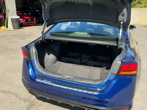 Used 2023 Nissan Altima 2.5 SR w/ SR Premium Package image 25