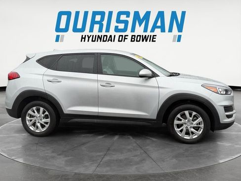 Used 2019 Hyundai Tucson SE image 2