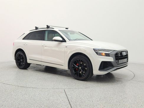 Used 2023 Audi Q8 Premium Plus w/ Premium Plus Package AWD/4WD image 3