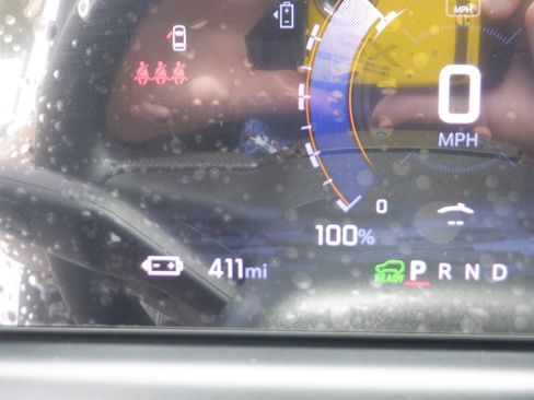 Used 2024 Chevrolet Silverado EV W/T AWD/4WD image 16