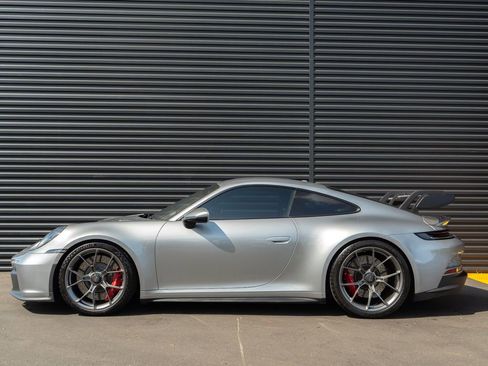 Used 2023 Porsche 911 GT3 RWD image 2