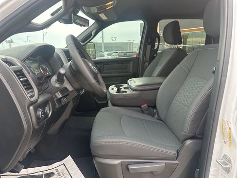 Used 2025 RAM 2500 Tradesman image 9