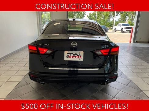 Used 2023 Nissan Altima 2.5 SL FWD image 7