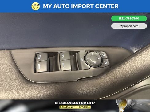 Used 2023 Chevrolet Blazer RS w/ Enhanced Convenience Package image 11