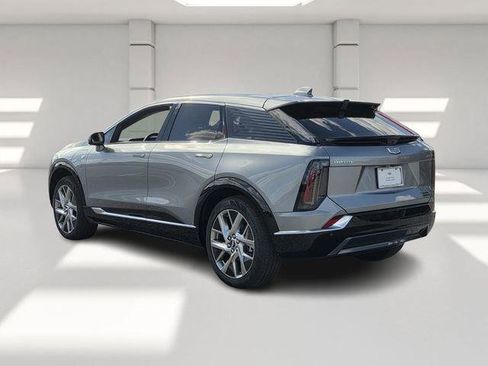 New 2026 Cadillac Optiq Luxury 1 image 5