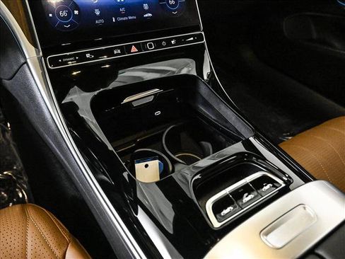 Used 2024 Mercedes-Benz CLE 300 4MATIC Cabriolet image 13