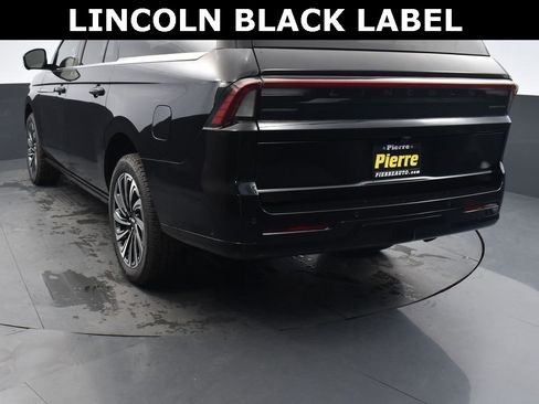 New 2025 Lincoln Navigator L Black Label image 7
