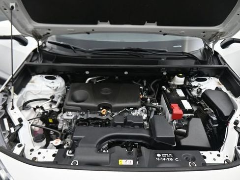 Certified 2025 Toyota RAV4 XLE FWD image 12