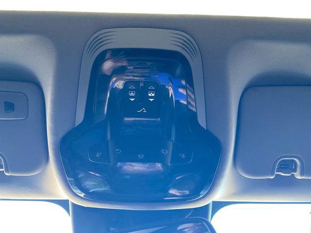 Used 2017 Alfa Romeo Giulia AWD w/ Sport Appearance Package image 25