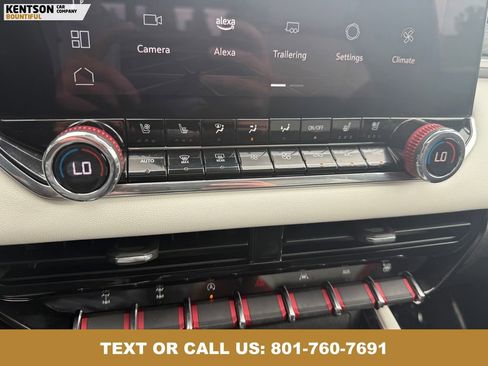 Used 2024 GMC Canyon AT4X image 27