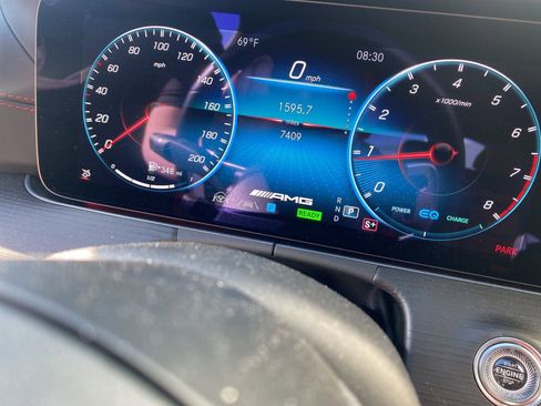 Used 2022 Mercedes-Benz AMG GT 43 image 8