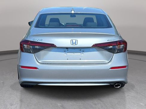 Used 2025 Honda Civic Sport image 6