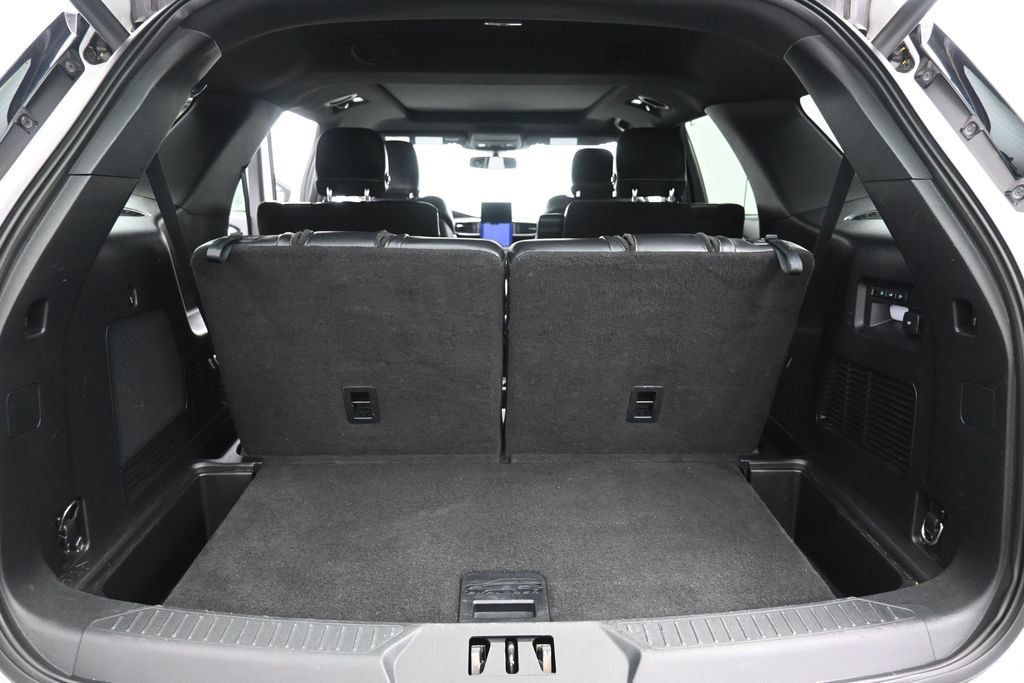 Used 2020 Ford Explorer ST w/ ST High-Performance Pack AWD/4WD image 16