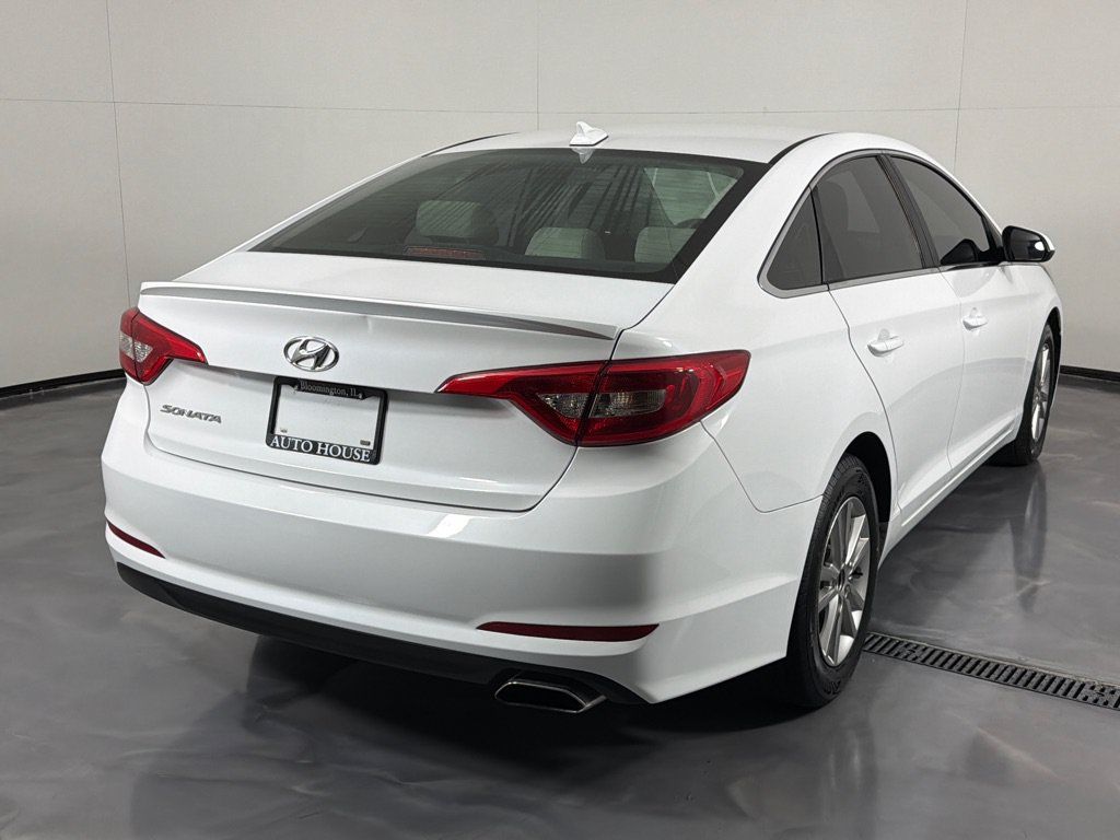 Used 2017 Hyundai Sonata SE FWD image 5