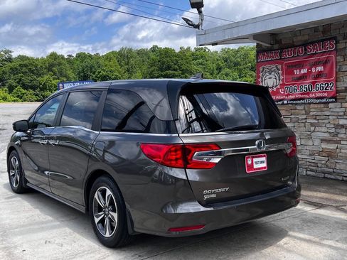 Used 2019 Honda Odyssey Touring image 4