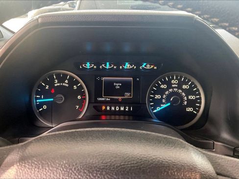 Used 2016 Ford F150 XLT w/ Equipment Group 302A Luxury RWD image 19
