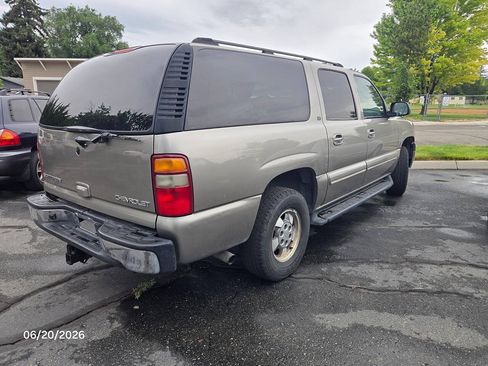 Used 2003 Chevrolet Suburban LT w/ LT Preferred Equipment Group AWD/4WD image 25