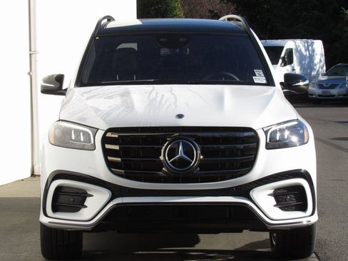 New 2026 Mercedes-Benz GLS 450 4MATIC image 3
