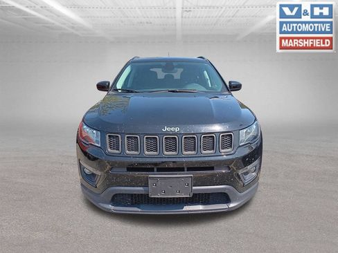 Used 2020 Jeep Compass Latitude w/ Popular Equipment Group AWD/4WD image 2